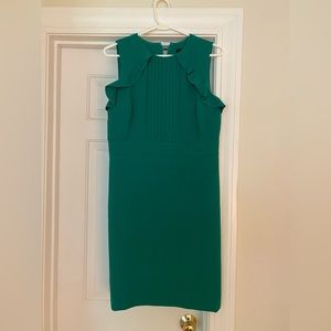 Ann Taylor shift dress like new gorgeous green for work or a summer event.